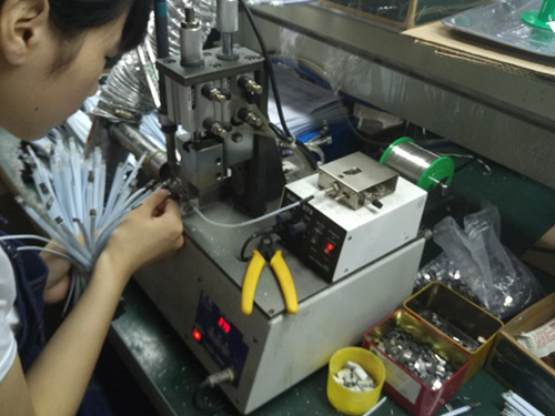 自動焊錫機(jī)